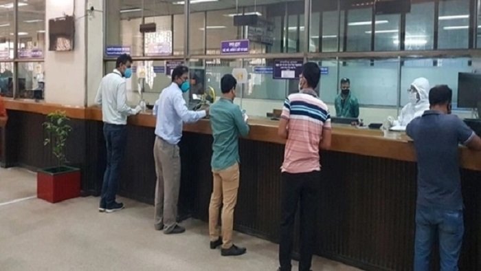 তিন দিন পর খুলেছে ব্যাংক, আড়াইটা পর্যন্ত লেনদে