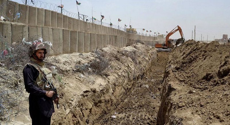 আমরা আর ডুরান্ড লাইনে কোনো বেড়া দিতে অনুমতি দিব না: মাওলানা সানাউল্লাহ