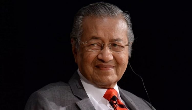 মাহাথির মোহাম্মদ আগের চেয়ে অনেক সুস্থ